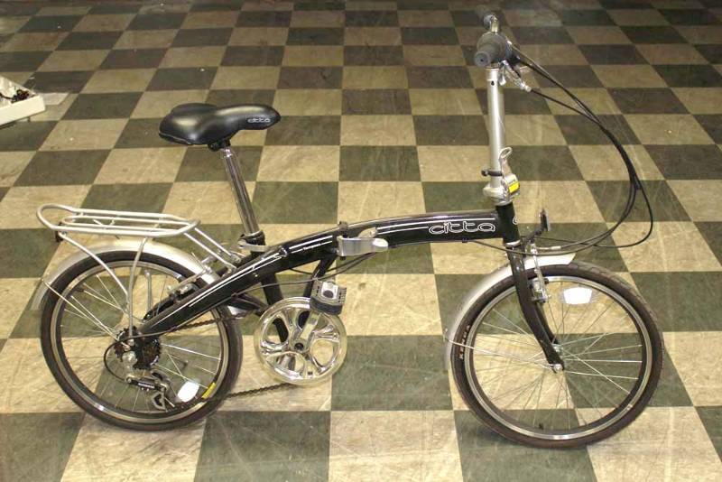 lot 106 image: Cita Folding Commuter Bike