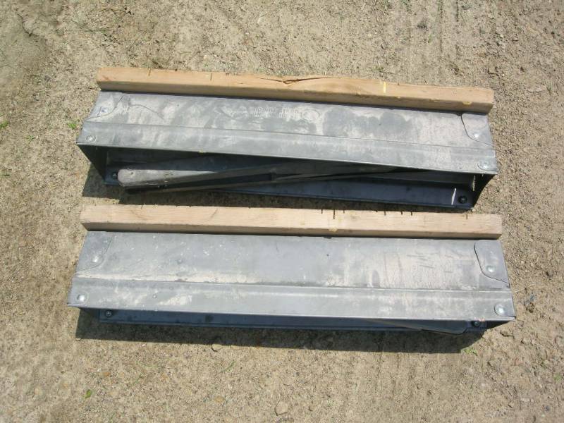 lot 24 image: Sawhorses.