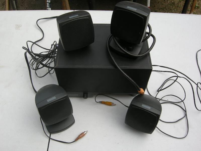 lot 64 image: Altec Lansing speakers
