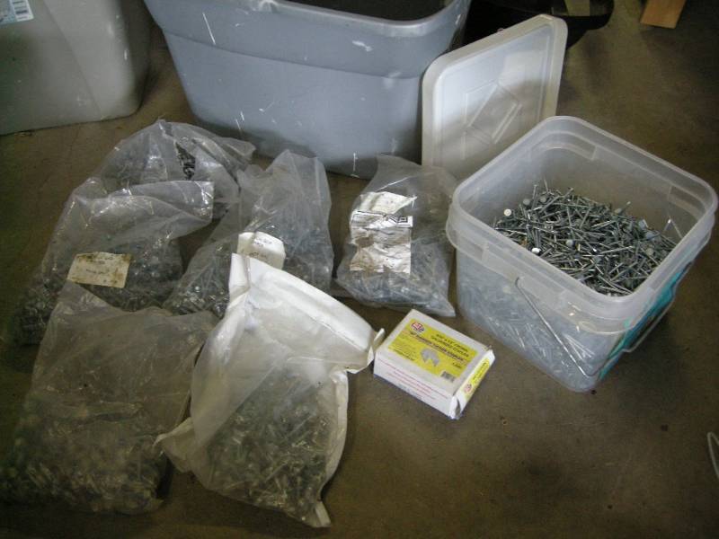 lot 71 image: Nails and screws