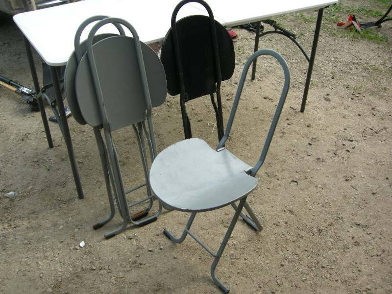 lot 73 image: Sturdy stools