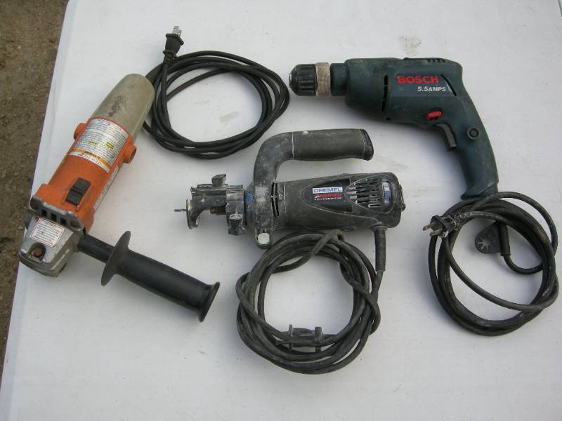 lot 75 image: Electric tools