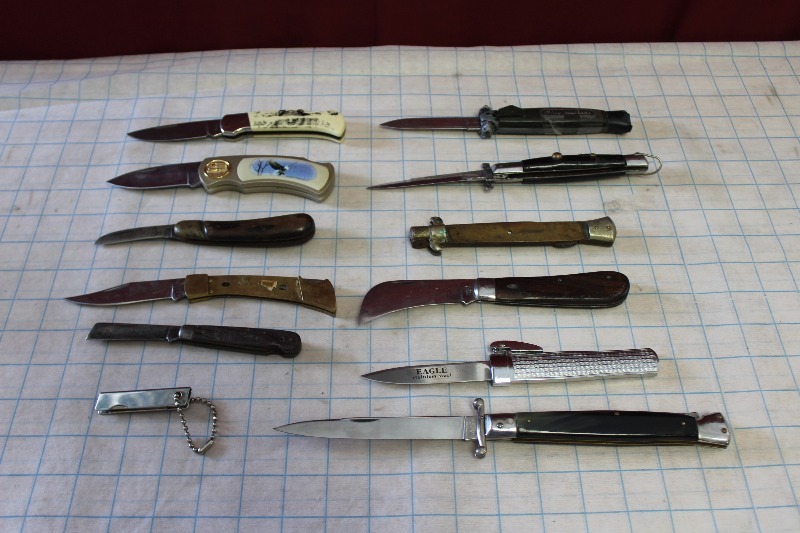 Lot of Vintage Knives