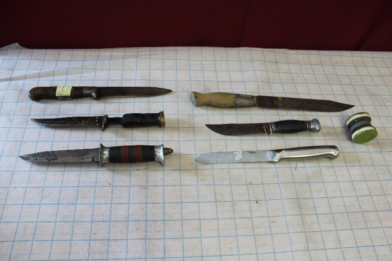 Lot of Vintage Knives