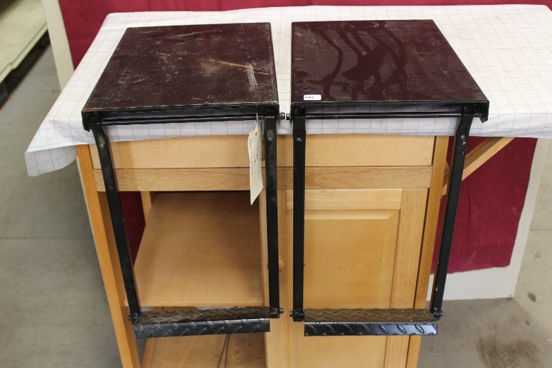 Pickup Tailgate Steps
