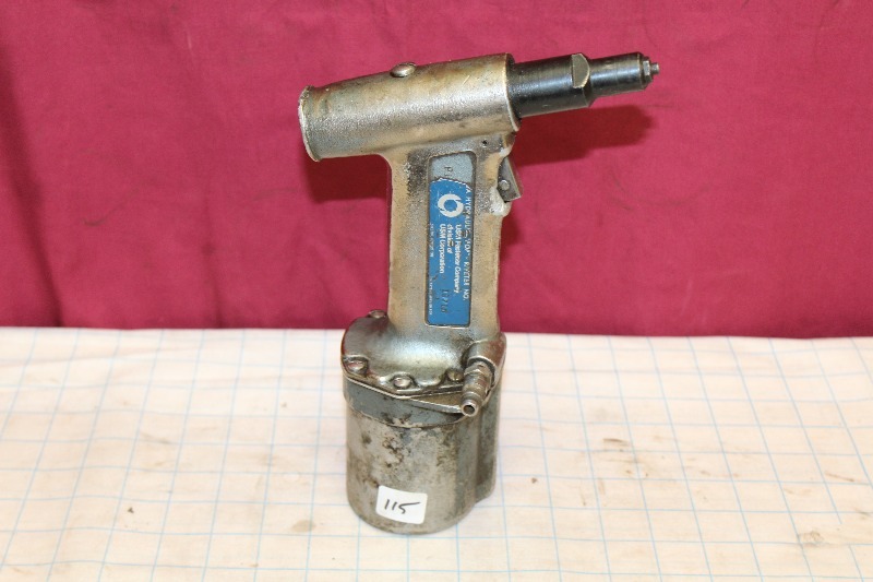 Pnuematic Pop Riviter