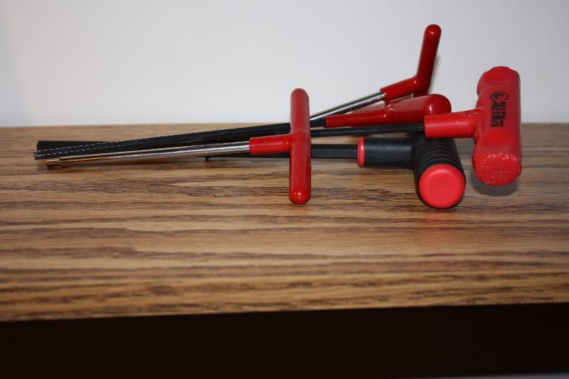 lot 67 image: Lot of (15) Torque Wrenches wFlat Handle.