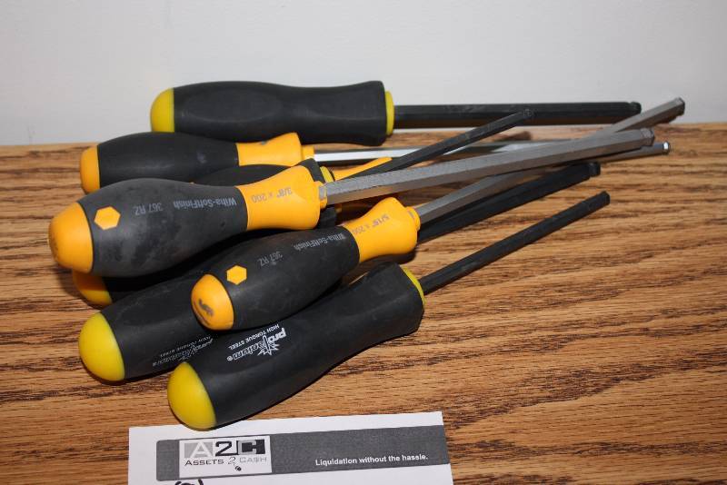 lot 65 image: Lot of (8) Pro Torque Wrenches wBlack & Yellow Handles.