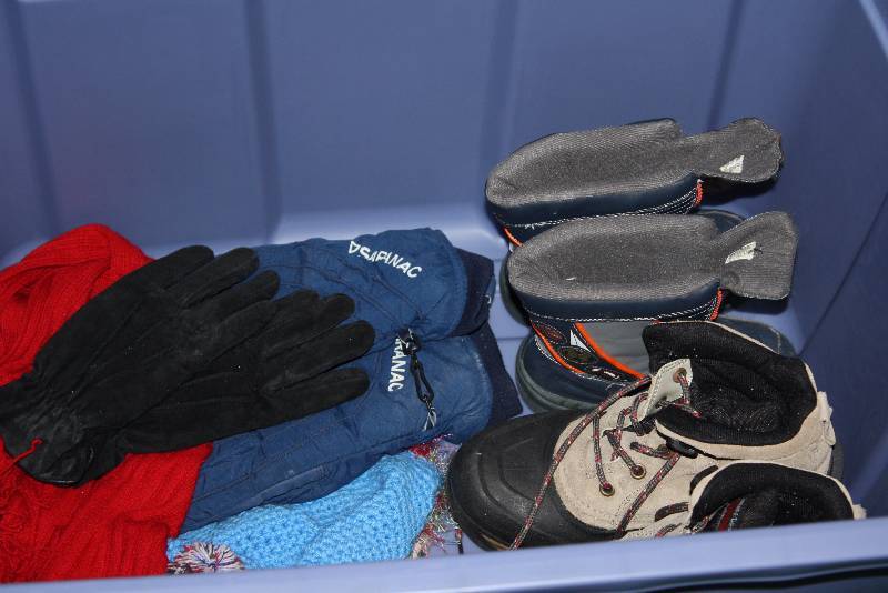 lot 78 image: Winter Lot Including Winter Boots Size 10 Eddie Bauer Jacket, M Gloves And More.