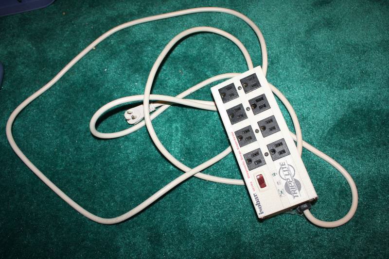 lot 81 image: Isobar Ultra Diagnostic Surge Protector Tripp-Lite 8 Spot.