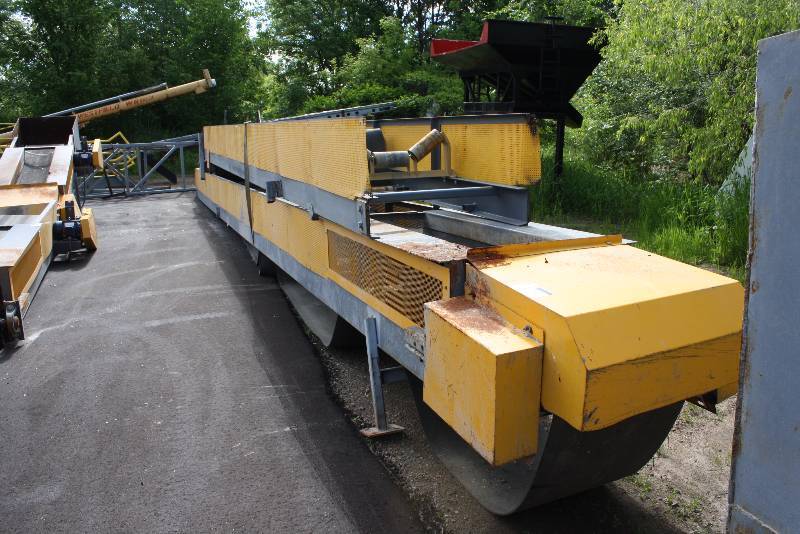 Lot of (2) Cal-Fab Systems Inc. Commercial Conveyor Belt System wMetal Frame & Belt Flat-Loader Tested & Operational Yellow 42 x 4, 34 x 4 North American Electric Inc. ISO9001 AC Induction Motor, HP3 RPM1430, Max 1745, Cat. No. NA182T-3-4.