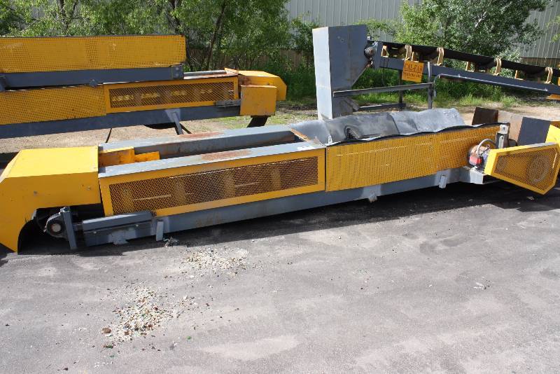 Cal-Fab Systems Inc. Commercial Conveyor Belt System wMetal Frame & Belt Flat-Loader 18 x 4, Tested & Operational Yellow.