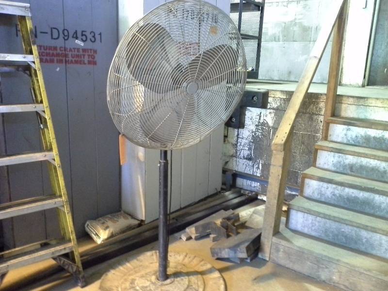 lot 11 image: Commercial Pedestal Fan (See Description)