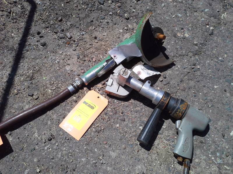 lot 40 image: Pnumatic Cutting Tools
