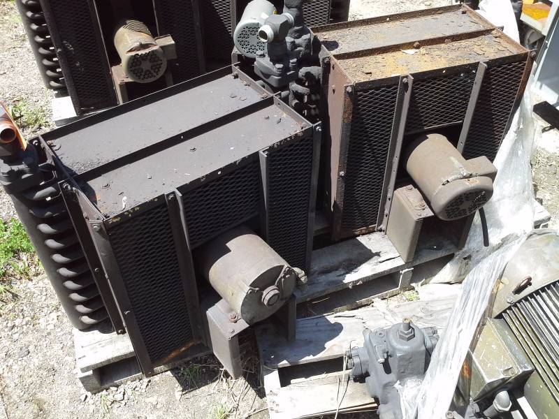 lot 51 image: Oil Cooling Fans (2)