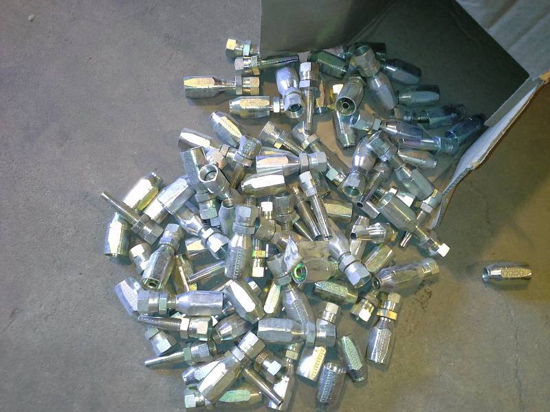 lot 135 image: Box of Hose Fittings