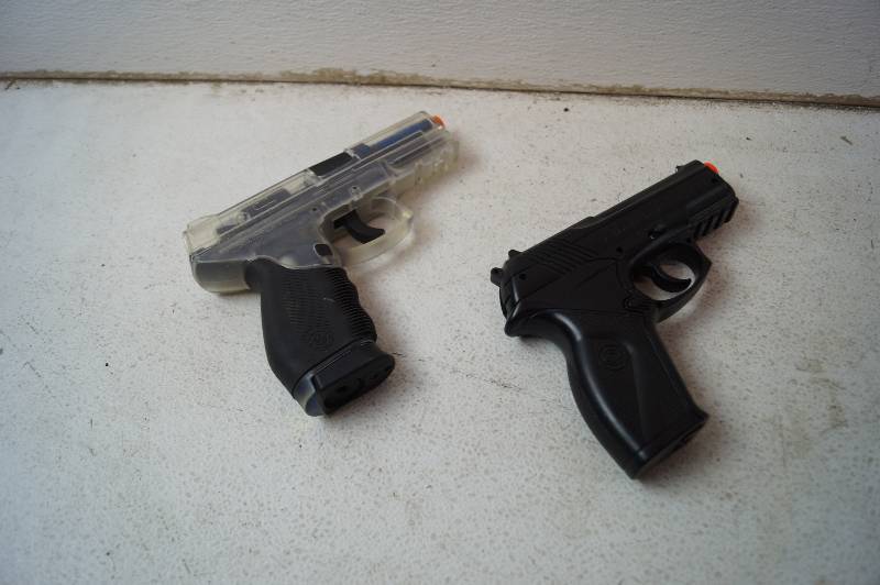 Airsoft Pistols