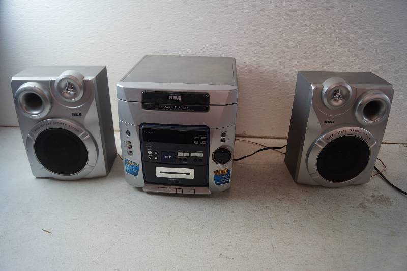 CD PlayerMovie Projector