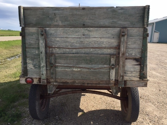ANTIQUE GRAIN WAGON