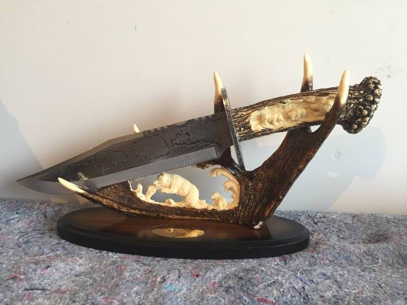BEAR KNIFE