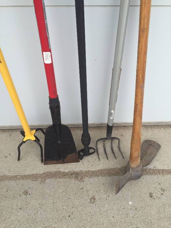 HAND TOOLS