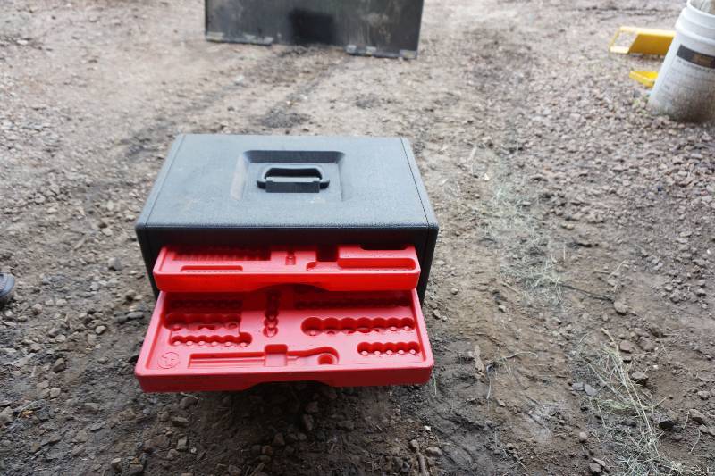 lot 68 image: Craftsman 4 Tray Plastic Tool Box