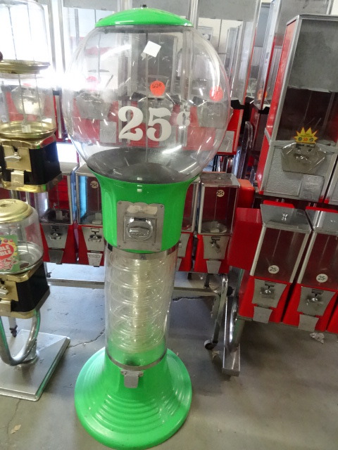Spiral gumball machine