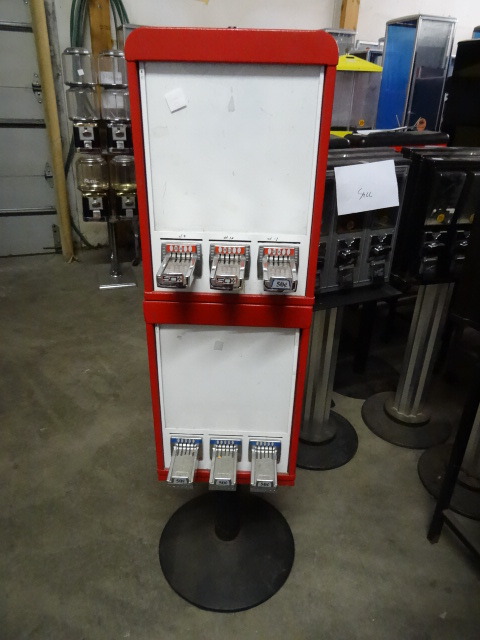 Sticker machine