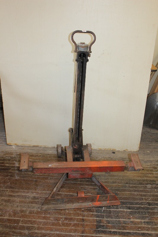 Engine Hoist