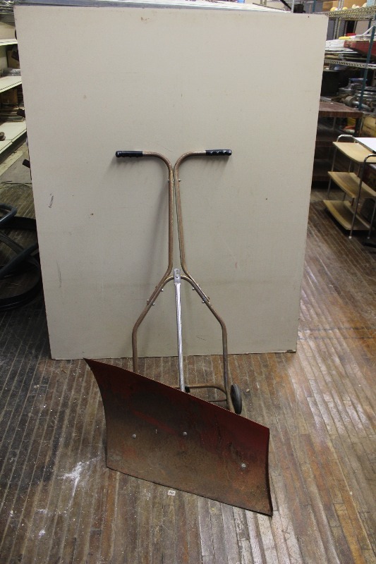 Vintage Shovel on Wheels