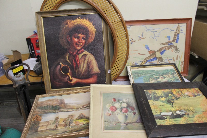 Lot of Pictures in Wooden Frames