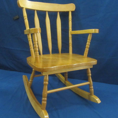 lot 28 image: Childs Rocking Chair