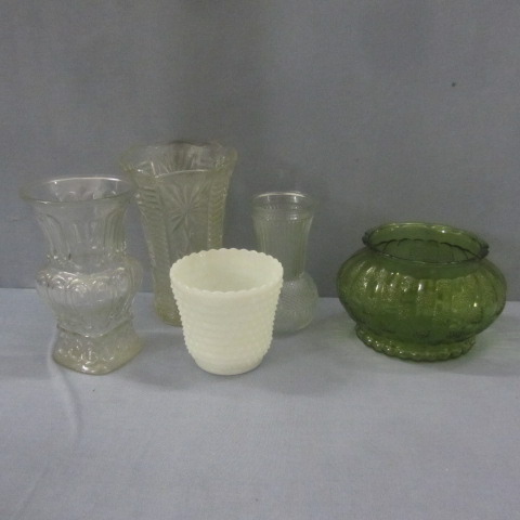 lot 49 image: Fancy Vases