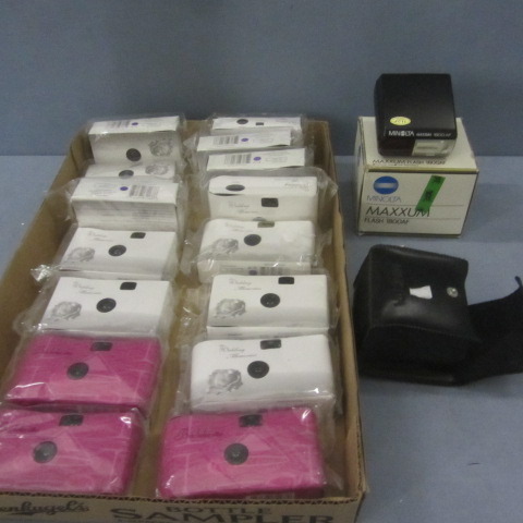 lot 96 image: Disposable Cameras