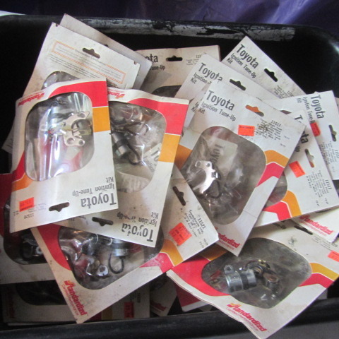 lot 121 image: Toyota Tune Up Kits