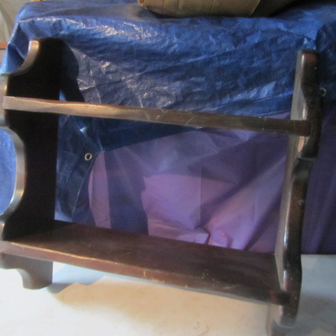 lot 140 image: Wooden Shelf