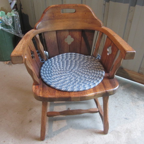 lot 141 image: Captains Chair