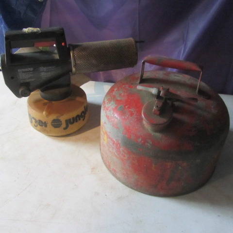lot 129 image: Eagle Gas Can, Fogger