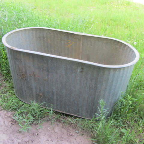 lot 178 image: Stock Tank
