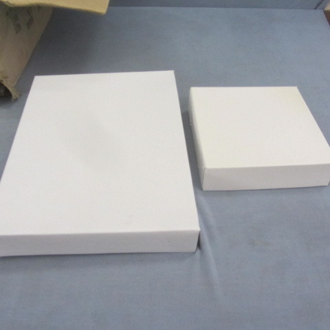 lot 165 image: Gift Boxes