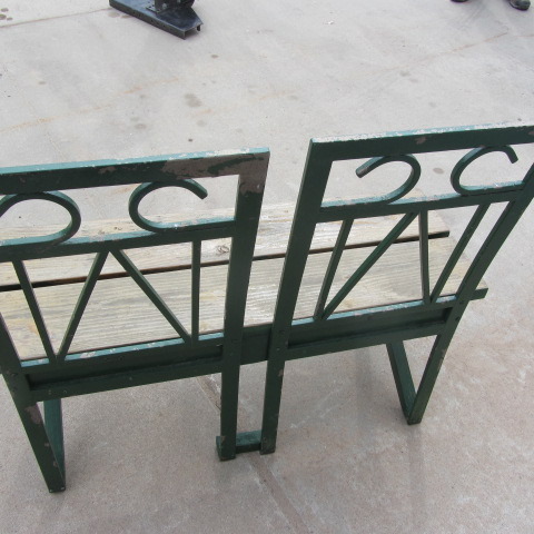 lot 19 image: Homemade Garden Bench