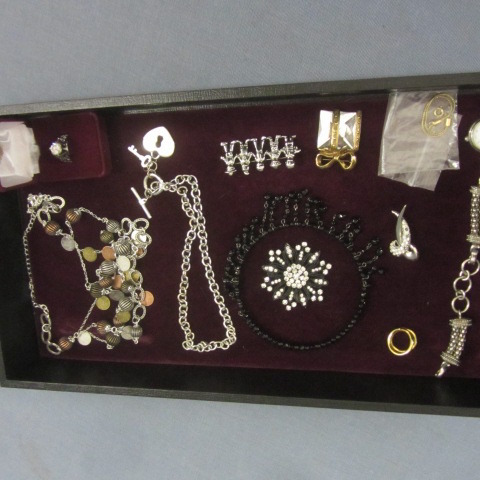 lot 185 image: Premier Designs Jewelry