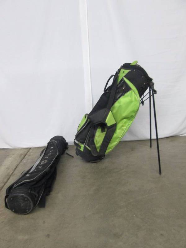 2 Golf Bags