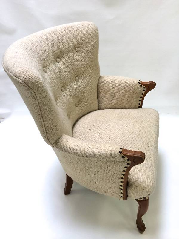 Cream Color Tufted Berber Wing Chair