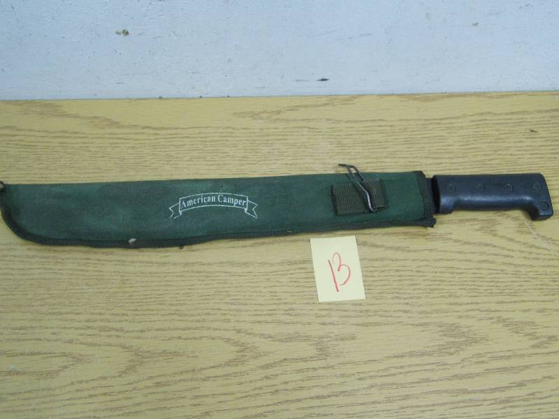 American Camper Machetee