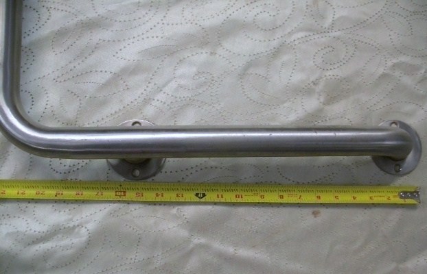 L Shaped Grab Bar