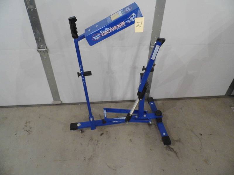 Louiville Slugger Pitching Machine