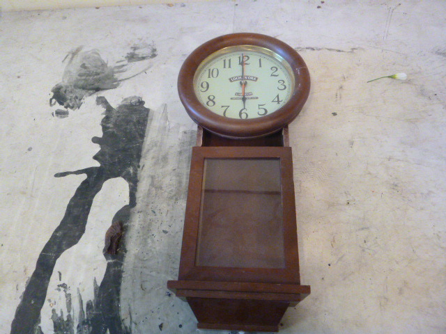 lot 28 image: Wall Clock