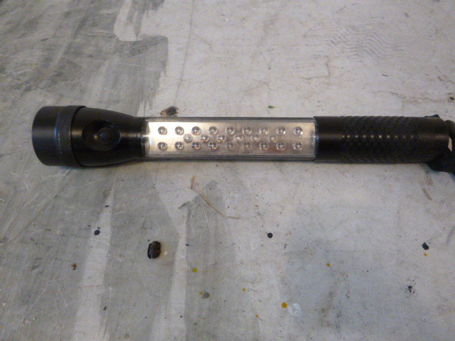 lot 57 image: LED Flash Light