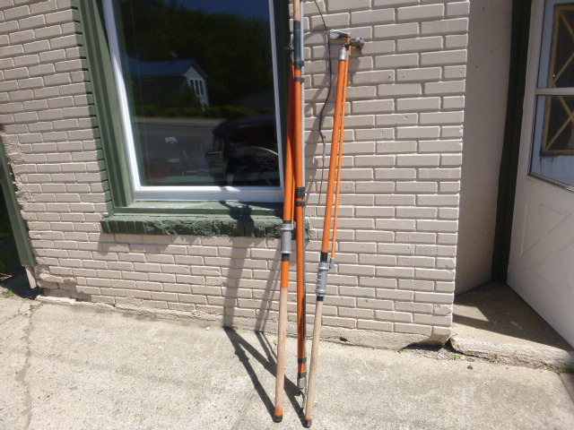 lot 60 image: Socket Poles